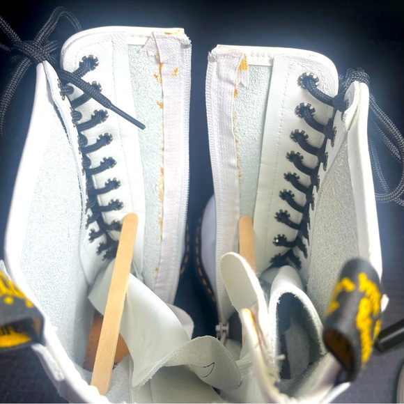 NWOB VTG Dr Martens 14 hole Tall White Boots UK 3=US 5-6 Lace up/Zip PRICE FIRM - Picture 14 of 16